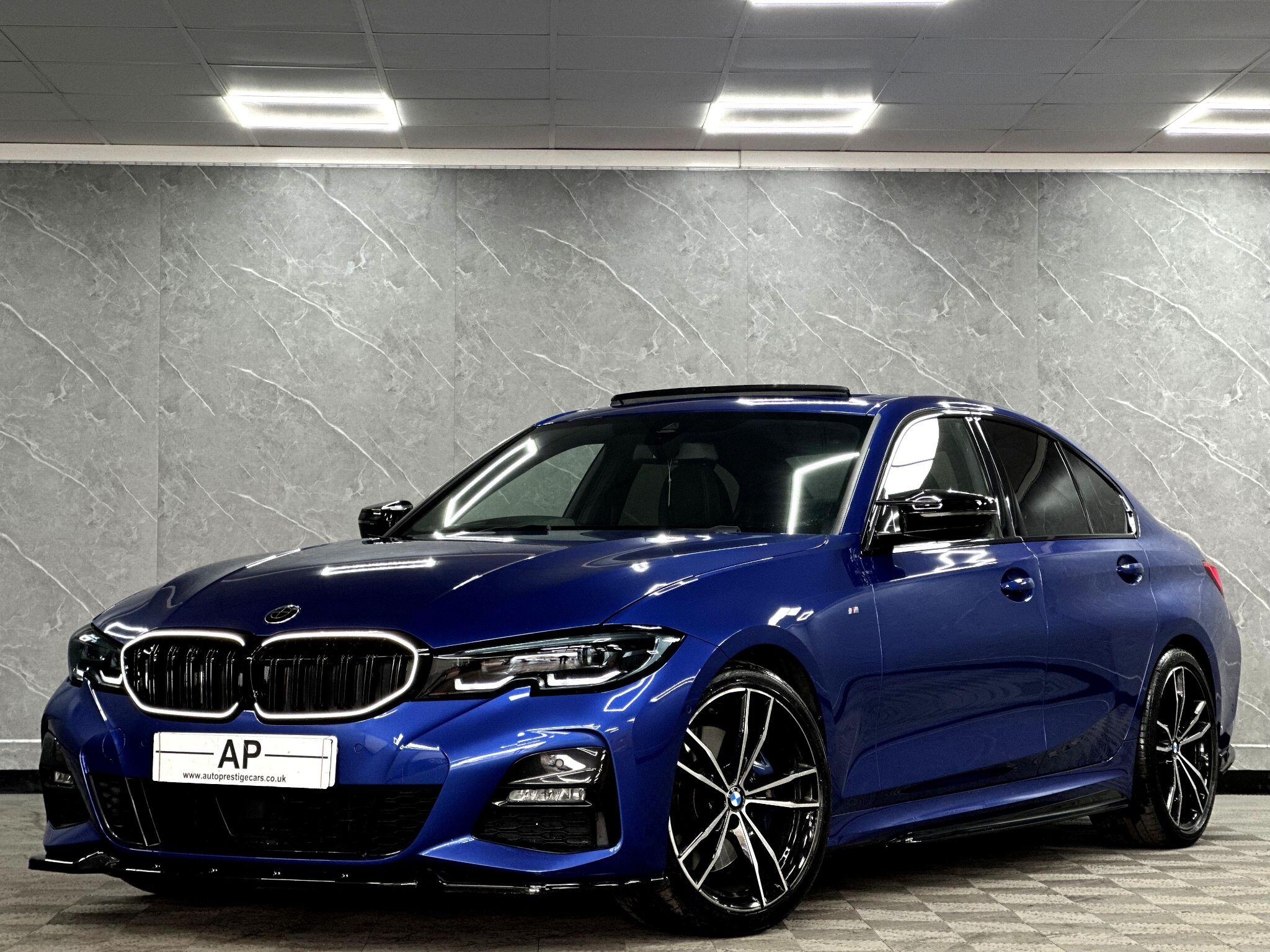 BMW 3 Series secondary view